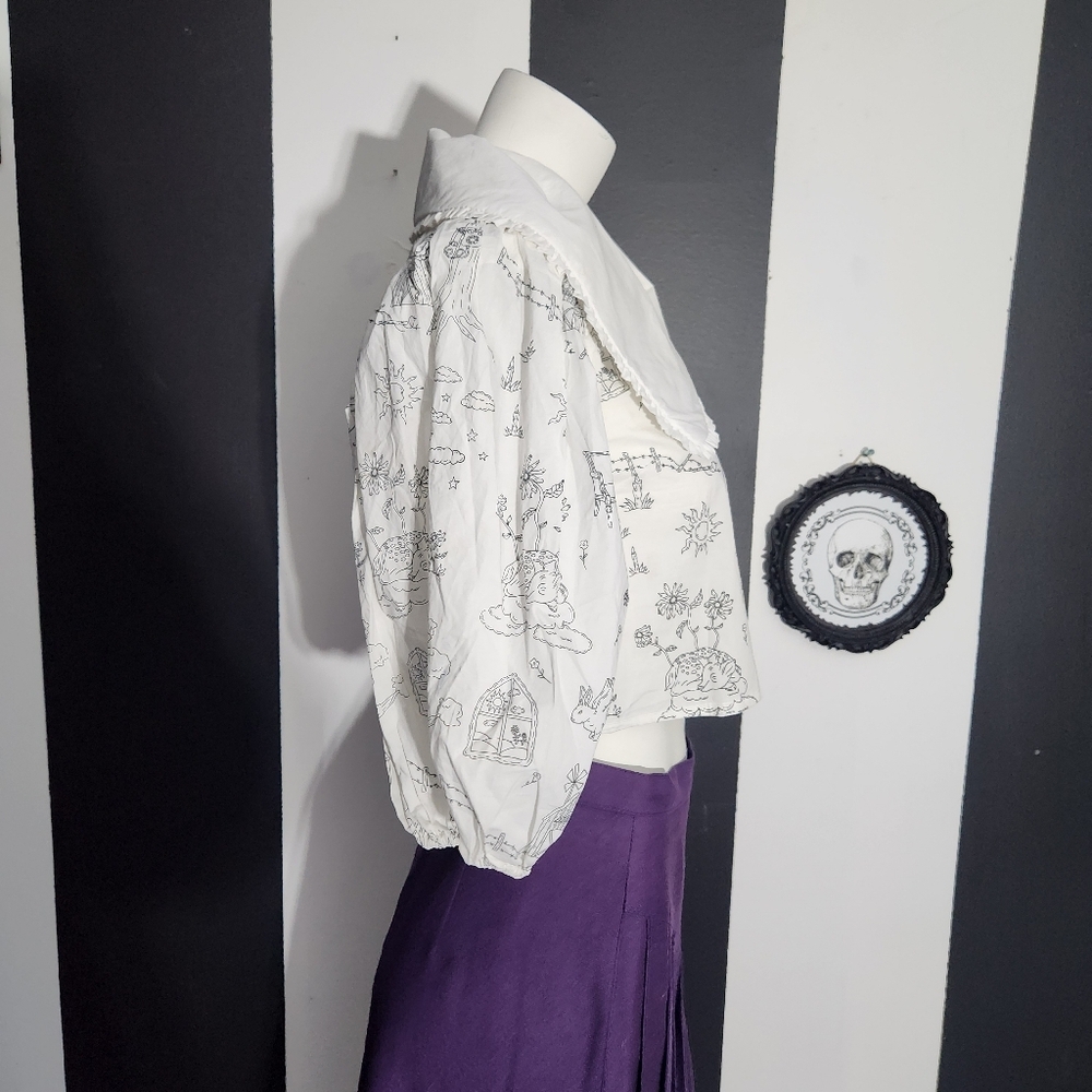 White Printed Cropped Blouse with Wide Collar - Women Tops - Picture 3 of 7